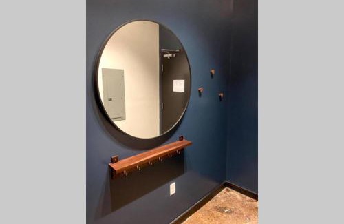 North Oakland Apartment | 3E-*New* Apt 10 min to Children’s Hospital, slps 4
