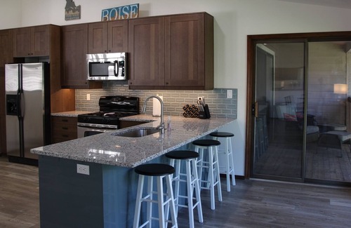 Maple Grove - Franklin House | 3K Sq/Ft of family friendly fun with multiple gathering spaces centrally located