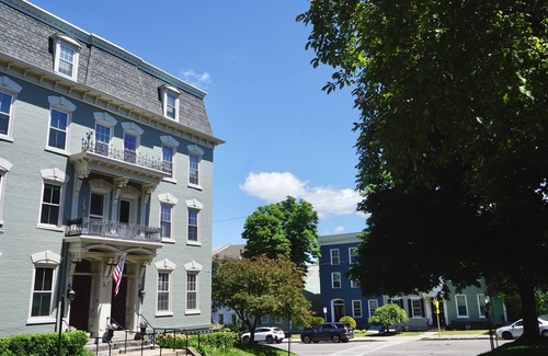 South Main Street Apartment | 3rd of 4 Hotel-Style Apts in Restored Row House - Walk to HWS, Lake, Linden St.