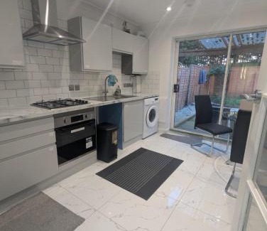 Luton House | 3SIEE Homes