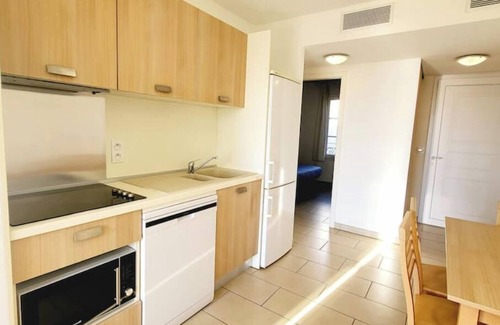 Solaro Apartment | 4/6-bed apartment. Breathtaking view of the sea and marina