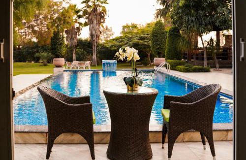 Lahore Apartment | 4 Acre 3BHK Defence Raya Farmhouse