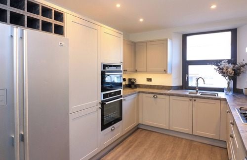Malborough Cottage | 4 ALMA TERRACE, pet friendly, with open fire in Malborough