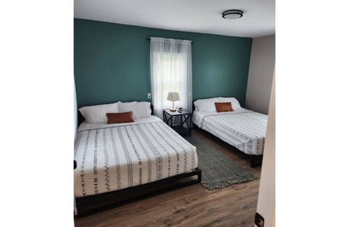 Mariah Hill House | 4 Bdrm/3 Bath Farmhouse ready for family memories