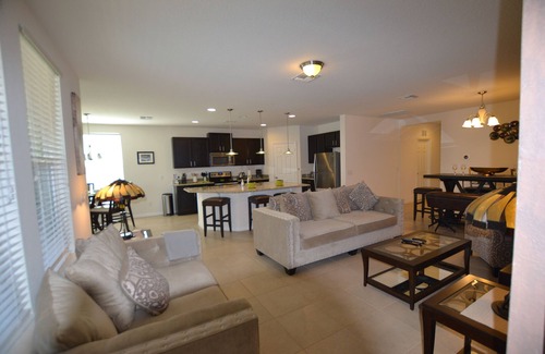 West Haven House | 4 Bed/3 Bath Villa with Pool/Spa - Nr Champions Gate