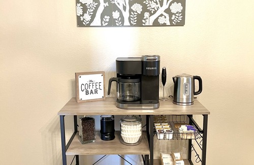 Peoria House | 4-bed home w New Bathroom-3 miles to Peoria Sports Complex for Fall Ball & P83.