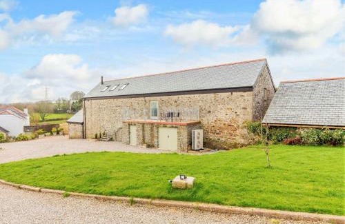 Redruth House | 4 Bed in Falmouth 85825