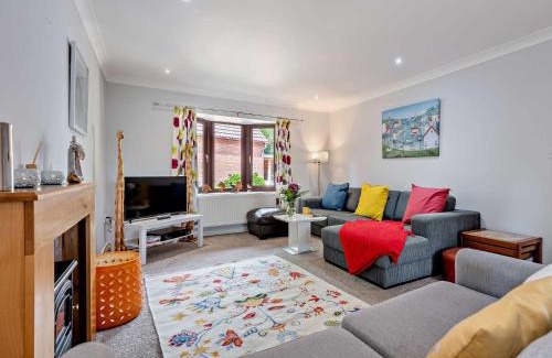 Wareham House | 4 Bed in Wareham 77511