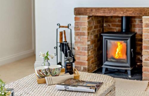 Westleigh House | 4 Bed in Weare Giffard 92236