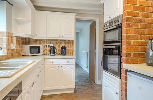 Swafield Cottage | 4 bedroom accommodation in Bradfield Common, near North Walsham