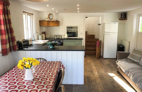Manorbier Cottage | 4 bedroom accommodation in Manorbier