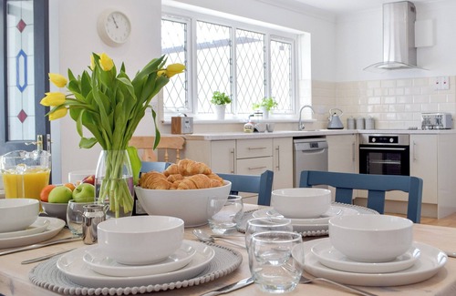 Lamphey Cottage | 4 bedroom accommodation in Lamphey, near Tenby