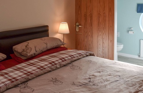 Helsby Cottage | 4 bedroom accommodation in Alvanley, near Frodsham