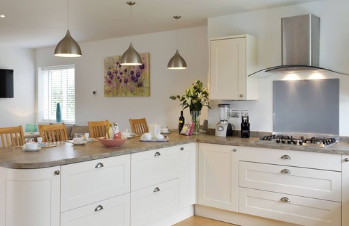 Sandown Cottage | 4 bedroom accommodation in Newchurch, near Sandown