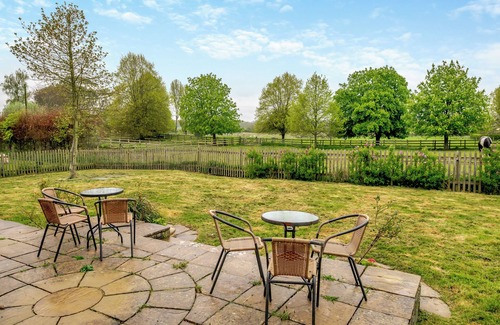 Highway Cottage | 4 bedroom accommodation in Hilmarton, near Calne