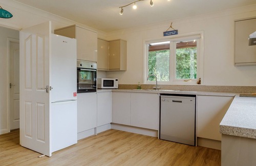 Wroxham Cottage | 4 bedroom accommodation in Hoveton, Norwich