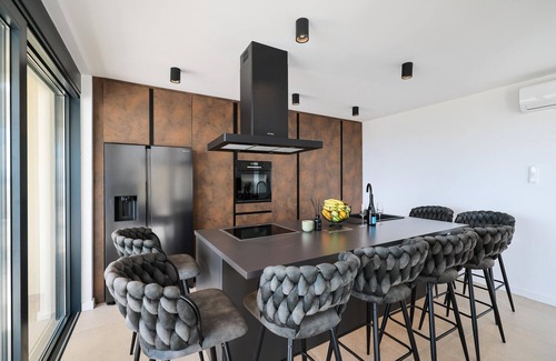 Maslenica House | 4 bedroom awesome home in Maslenica