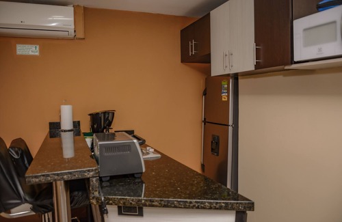 Lalinde Apartment | 4 Bedroom Combo of two apartments two hot tubs AC security Lleras area