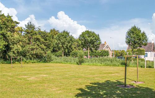 Zonnemaire House | 4 Bedroom Cozy Home In Zonnemaire