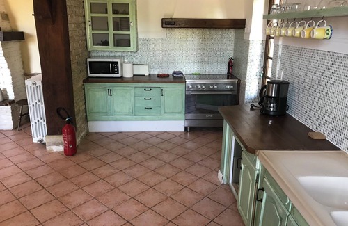 Ernes Other | 4-bedroom farmhouse set in landscaped gardens with pool & fishing lake