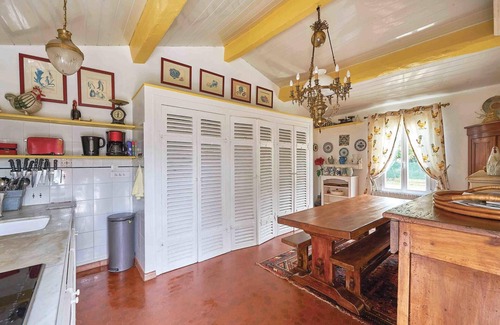 Saint-Vivien-de-Medoc House | 4 bedroom accommodation in Saint-Vivien-de-Medoc