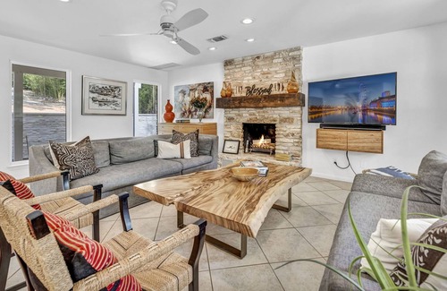 Lost Creek House | 4 Bedroom Home on half-acre spactacular backyard with sparkling pool and Cabana