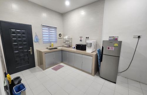 Mersing House | 4 bedroom homestay @ Mersing