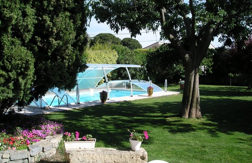 Marguerittes House | 4-bedroom house 35' from the sea