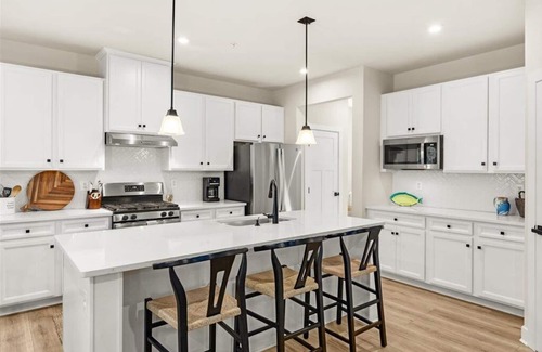 Assateague Pointe House | 4-bedroom house in charming Berlin with 2 pools, Fishing pier, and fitness room