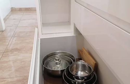 Manta House | 4-bedroom House in Manta with WiFi, AC. Security 24/7