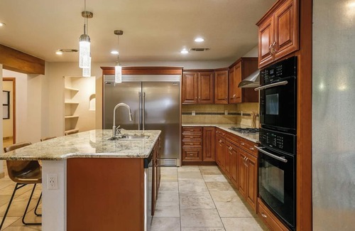 Northeast Heights House | 4-bedroom house in awesome Albuquerque with stunning Mountain View