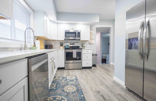 Bloomington House | 4-bedroom house in delightful Bloomington~Family-Friendly