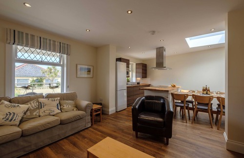 Trevone House | 4 Bedroom house situated only 100 meters from the Sandy Beach in Trevone
