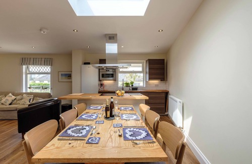 Trevone House | 4 Bedroom house situated only 100 meters from the Sandy Beach in Trevone
