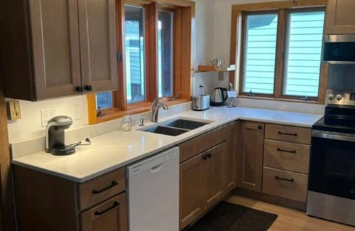 Wisconsin Dells House | 4-bedroom Lake House close to Wisconsin Dells