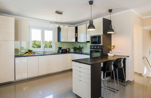 Rogocana House | 4 bedroom lovely home in Kapelica