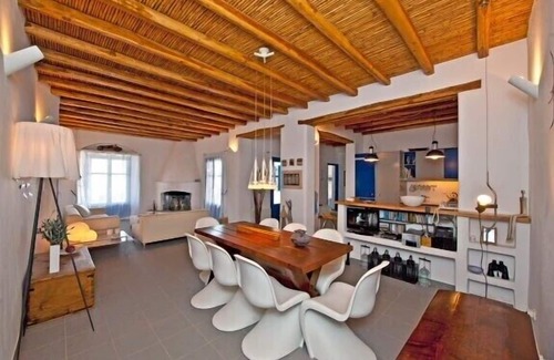 Drios Villa | 4 bedroom luxury villa with pool and amazing sea views