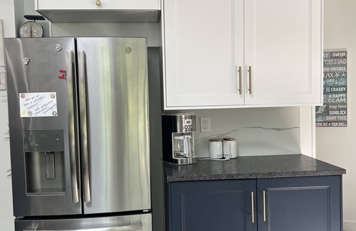 Culloden Shores House | 4-bedroom Montauk Beach vacation home steps to private beach Dogs/kids welcome!