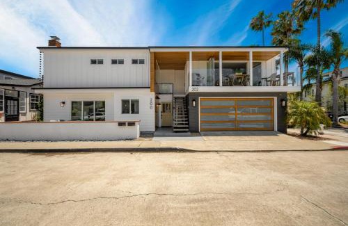 Balboa Island House | 4 bedroom Renovated Home on Balboa Island
