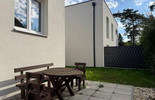 Fohrenhain Apartment | 4 Bedroom Stylish House with Garden