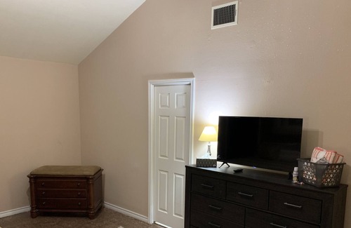 Garden Ridge House | 4 bedroom Texas Hill Country Haven. Great peaceful location. Attractions close!