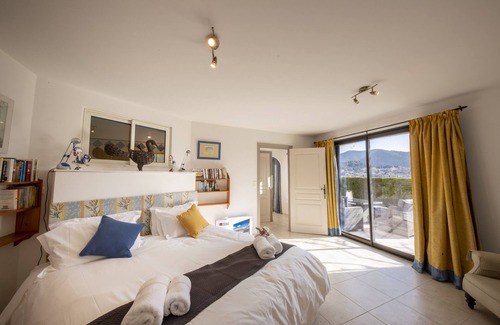 Tourrette-Levens Villa | 4 bedroom villa with pool 20 min from Nice