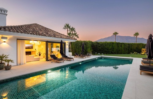 Nueva Andalucia Villa | 4-Bedroom Villa Interni, Nueva Andalucia, Marbella