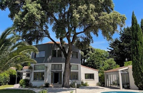 Castries House | 4 bedroom villa with 10x5 pool and gym