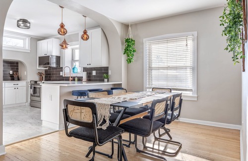 Wentzville House | 4 Bedroom Wentzville Home by StayLage