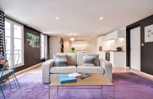 9th Arrondissement Apartment | 4 bedroom with AC near Galeries Lafayette & Opera Garnier