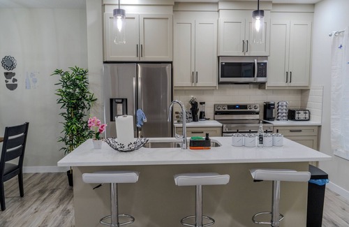 Beaumont House | 4 Bedroom3Full BathSingleHome with Dgarage14Min Airport and Edmonton South.