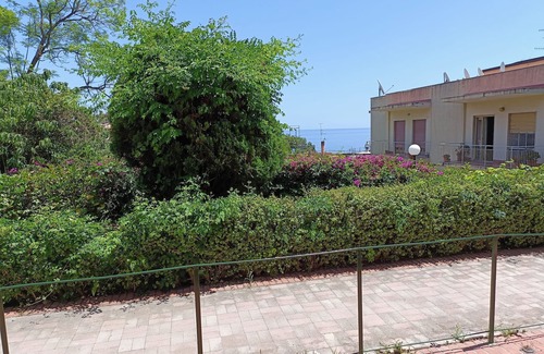 Cannizzaro House | 4 bedrooms 4 bathrooms a few meters from the sea