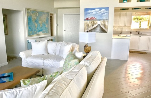 Hobe Sound House | 4 BR Jupiter Island Private Ocean Front House