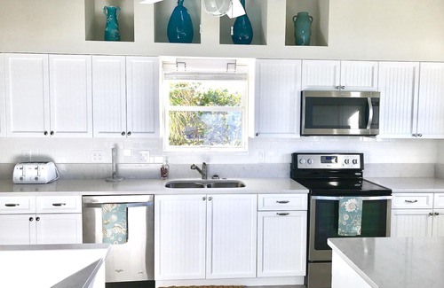 Hobe Sound House | 4 BR Jupiter Island Private Ocean Front House